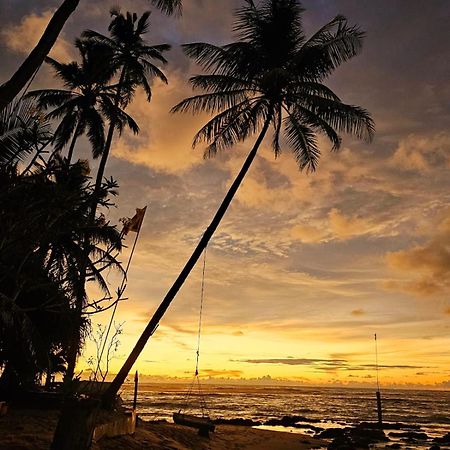 Cool Beach Hotel Hikkaduwa Exterior photo