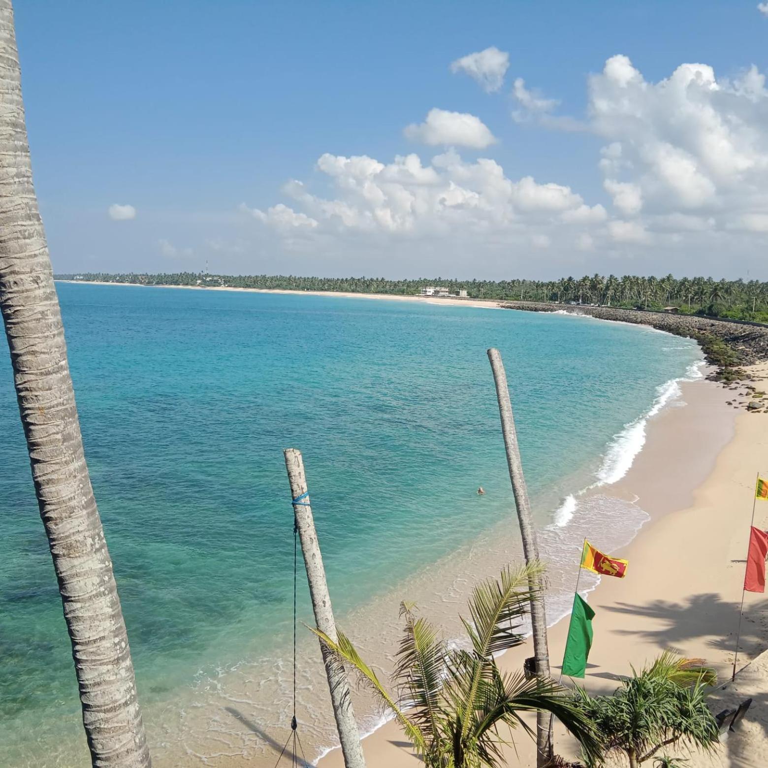 Cool Beach Hotel Hikkaduwa Exterior photo