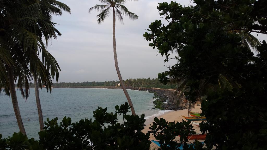 Cool Beach Hotel Hikkaduwa Exterior photo